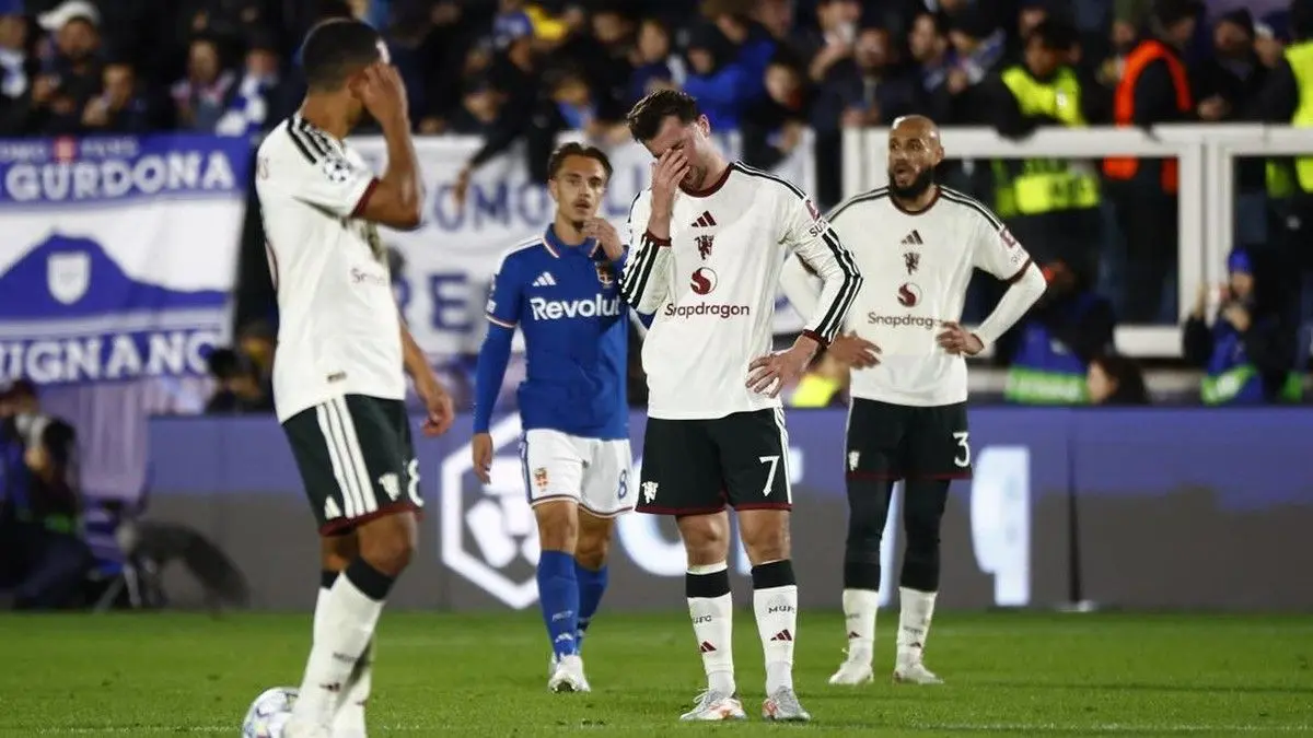 Kekalahan Manchester United dari Como dalam Liga Champions Dinilai Memalukan Carragher Sebut Kekalahan MU dari Como Memalukan