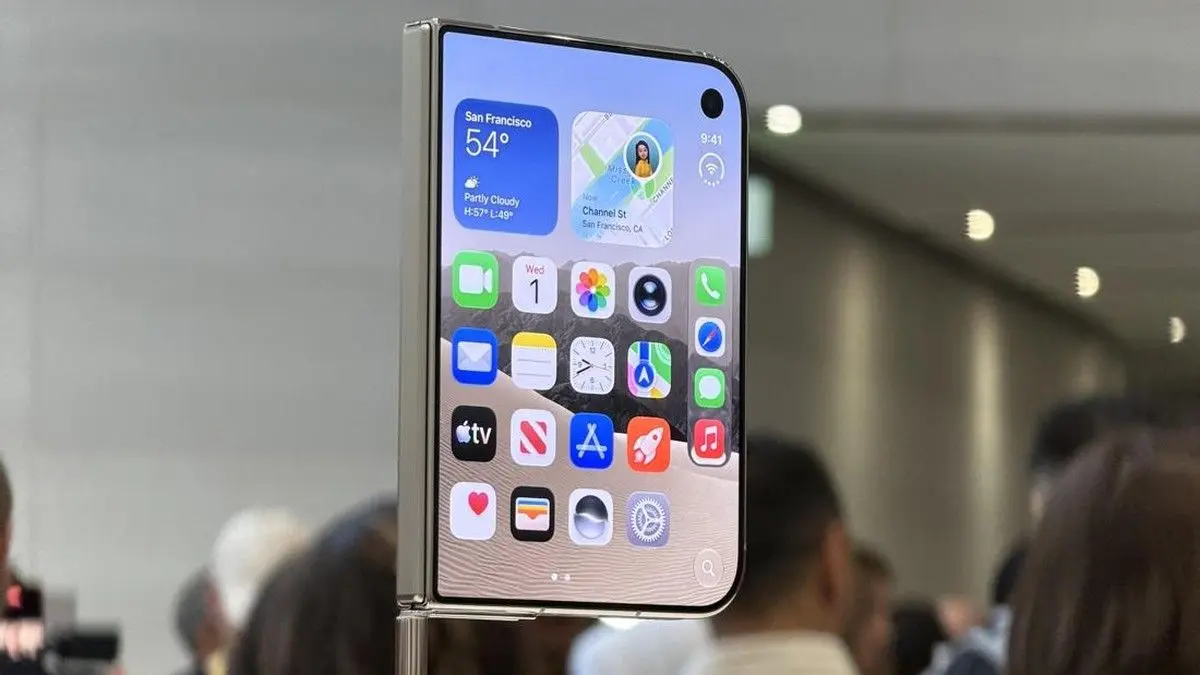 Apple Perkenalkan iPhone Duo, Ponsel Lipat Termahal dengan Harga Mulai Rp32,4 Juta Apple Pasarkan iPhone Duo dengan Harga Mulai 1999 Dolar AS